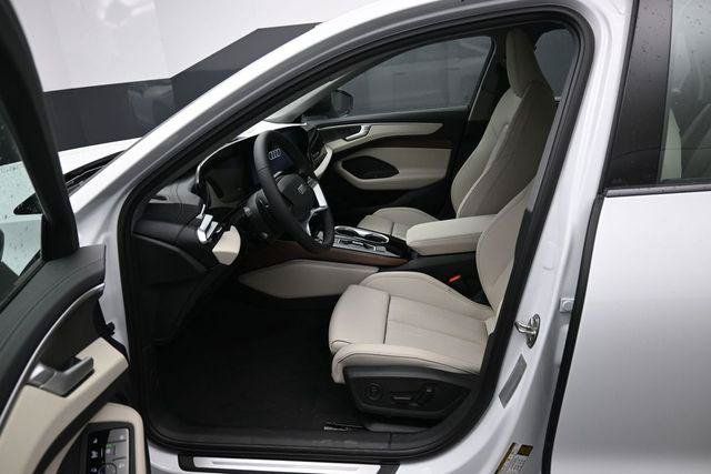 New 2026 Audi A6 Premium Plus AWD/4WD image 9