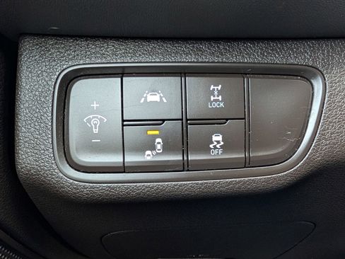 Used 2020 Hyundai Santa Fe SEL w/ Cargo Package image 42