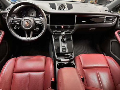 Used 2024 Porsche Macan S image 15
