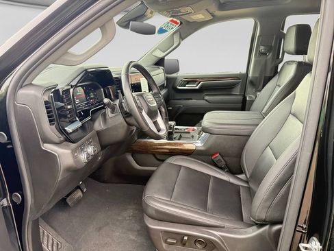 Used 2024 GMC Sierra 1500 Elevation w/ Elevation Premium Package AWD/4WD image 20