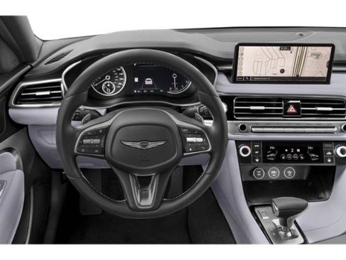 Used 2025 Genesis G70 2.5T RWD image 10