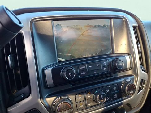 Used 2017 GMC Sierra 1500 SLE w/ SLE Value Package AWD/4WD image 22