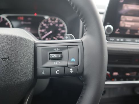New 2026 Nissan Rogue SV w/ Cold Weather Package FWD image 19