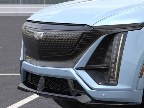 New 2026 Cadillac Lyriq V w/ LPO, Floor Liner Package image 41