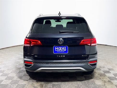 Used 2024 Volkswagen Taos SE image 7