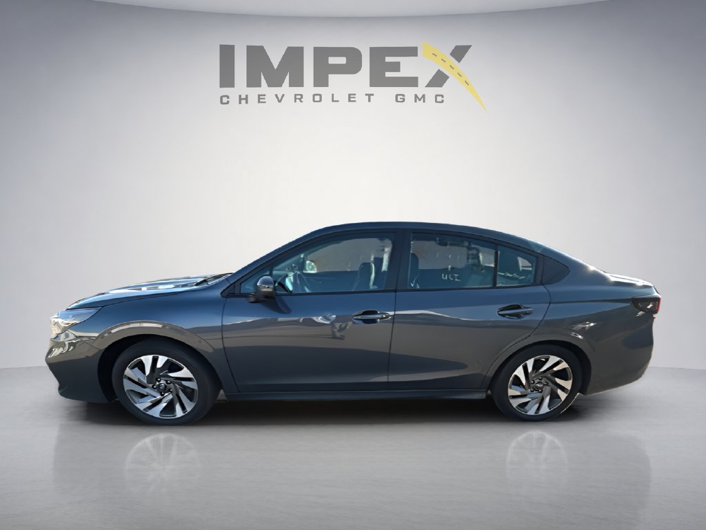 Used 2024 Subaru Legacy Limited AWD/4WD image 2