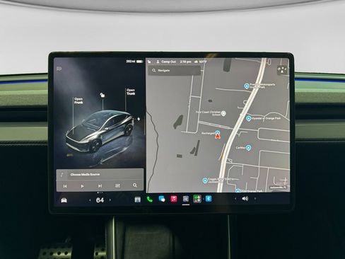 Used 2026 Tesla Model Y 2WD image 8
