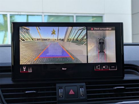 Used 2025 Audi SQ5 Premium Plus image 23