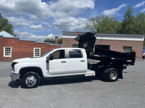 Used 2023 Chevrolet Silverado 3500 W/T w/ WT Convenience Package image 3