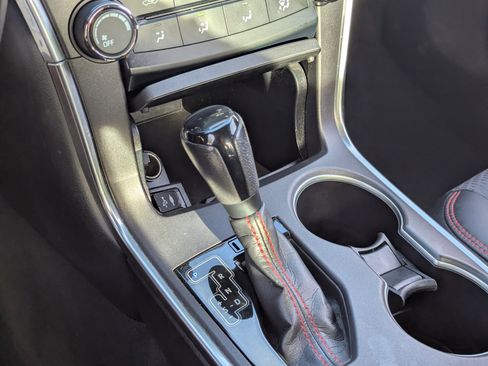 Used 2016 Toyota Camry SE image 26