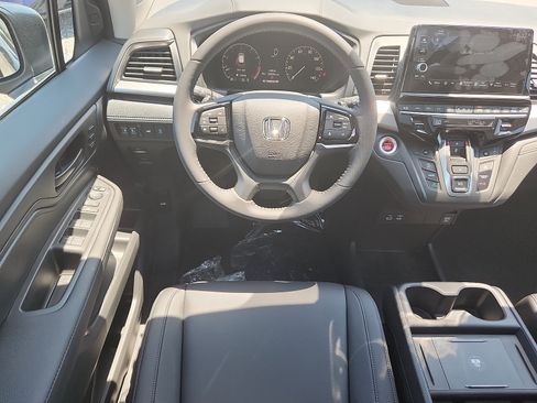 New 2026 Honda Odyssey EX-L image 8
