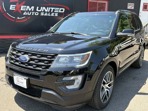 Used 2017 Ford Explorer Sport AWD/4WD image 1