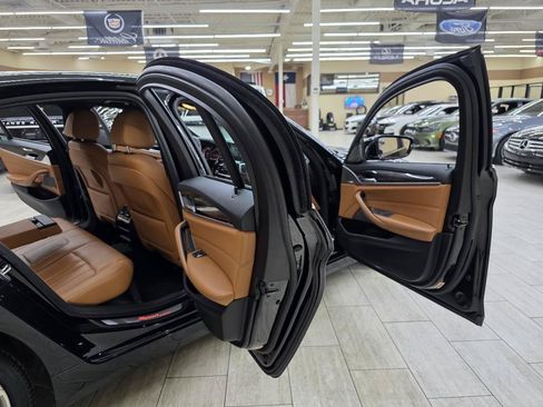 Used 2017 BMW 540i RWD image 14