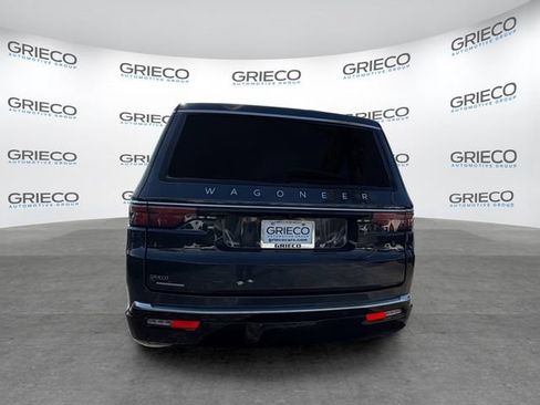 Used 2023 Jeep Wagoneer 4WD image 6