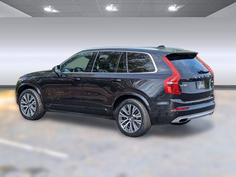 Used 2020 Volvo XC90 T5 Momentum w/ Protection Package Premier image 3