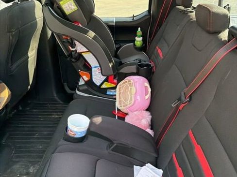 Used 2017 Ford F150 XLT w/ Equipment Group 302A Luxury image 9