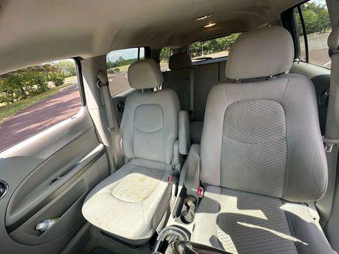 Used 2010 Chevrolet HHR LT w/ LT Preferred Equipment Group image 17