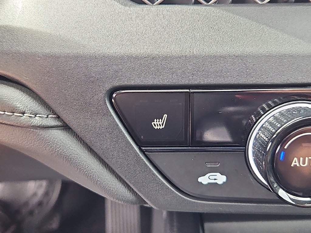 Used 2025 Honda Accord SE image 18