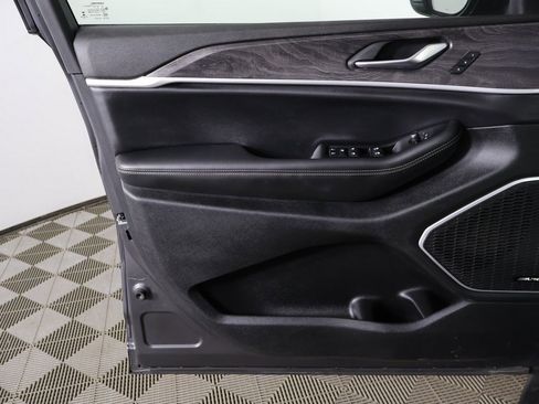 Used 2021 Jeep Grand Cherokee L Limited w/ MOPAR Finishing Package image 26