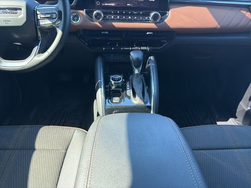 Certified 2023 GMC Canyon AT4 w/ Canyon Safety Plus Package image 22