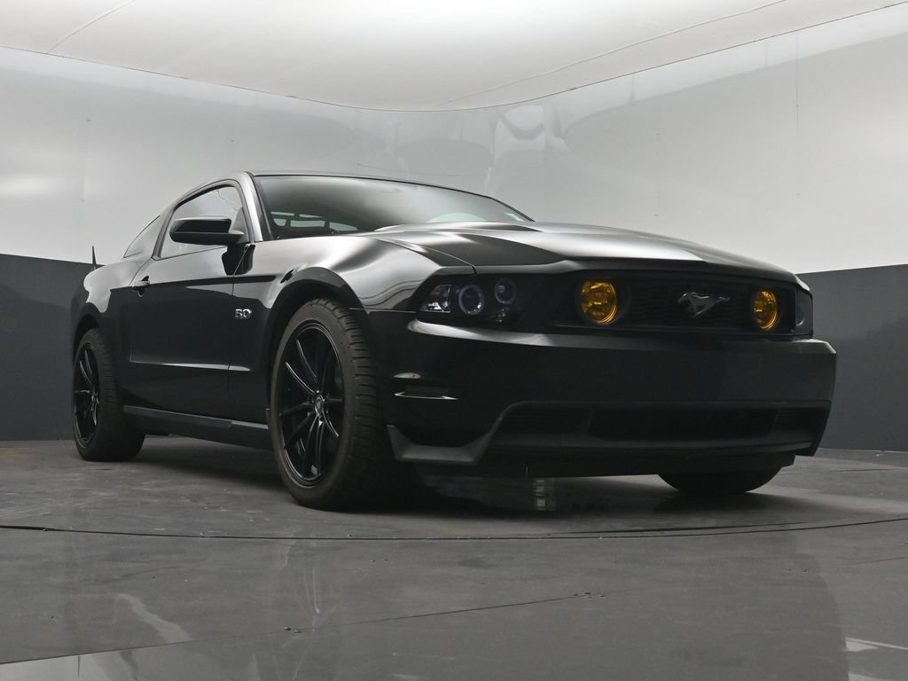 Used 2012 Ford Mustang GT Premium RWD image 32