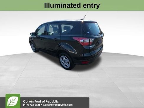 Used 2017 Ford Escape S image 8