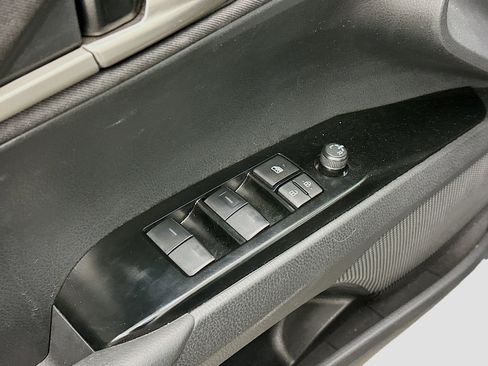 Used 2025 Toyota Camry LE image 15