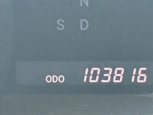 Used 2013 Toyota Highlander Plus image 10