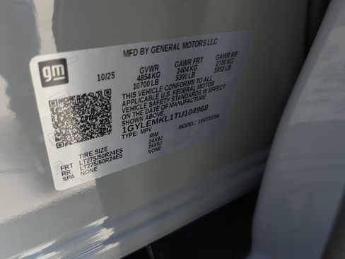 New 2026 Cadillac Escalade IQL Sport 2 image 34