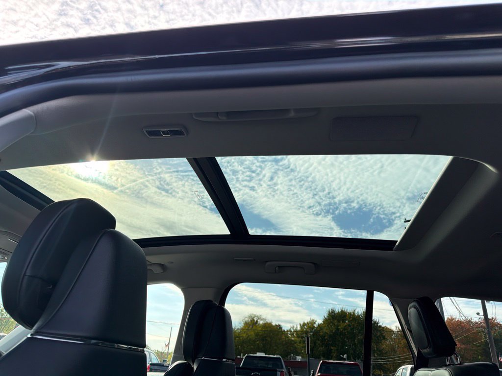 Used 2026 Lincoln Aviator Reserve AWD/4WD image 28