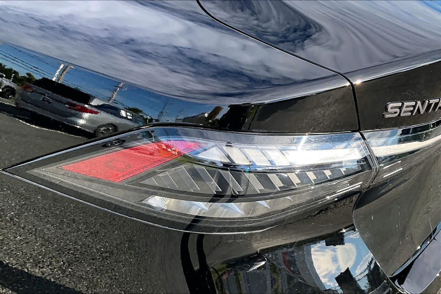 Used 2026 Nissan Sentra SV w/ SV Convenience Package FWD image 28