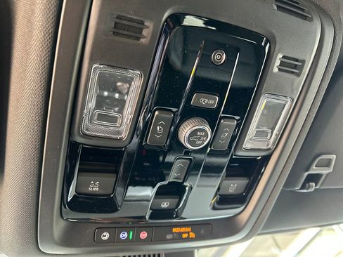 New 2026 GMC Yukon XL AT4 image 41