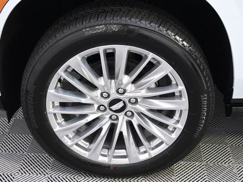 New 2026 Cadillac Escalade ESV Luxury w/ Touring Package image 20