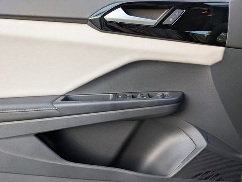 New 2026 Volkswagen Taos S image 23