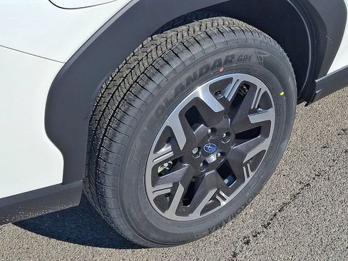 Certified 2026 Subaru Forester Premium AWD/4WD image 5