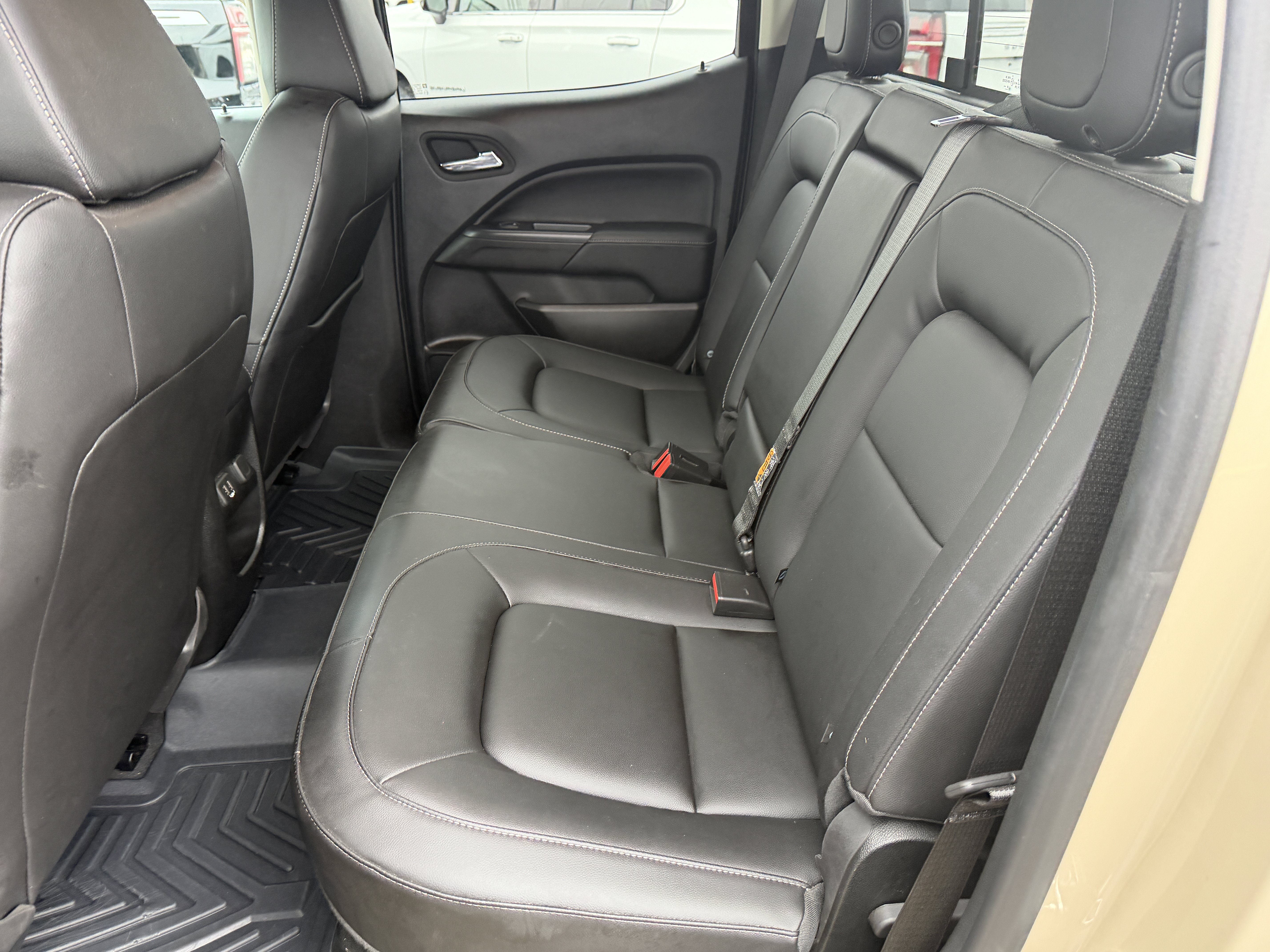 Used 2022 GMC Canyon Elevation w/ Elevation Premium Package AWD/4WD image 13