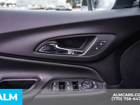 Used 2024 Chevrolet Equinox LT image 56