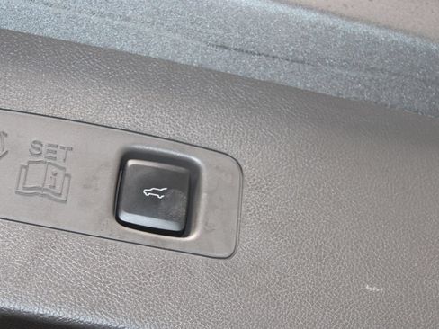 Used 2022 Lincoln Corsair AWD w/ Premium Package image 14