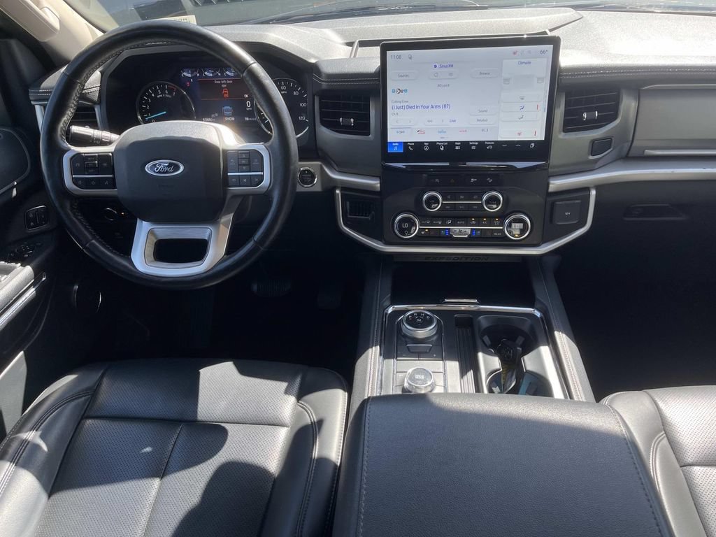 Used 2024 Ford Expedition XLT AWD/4WD image 6