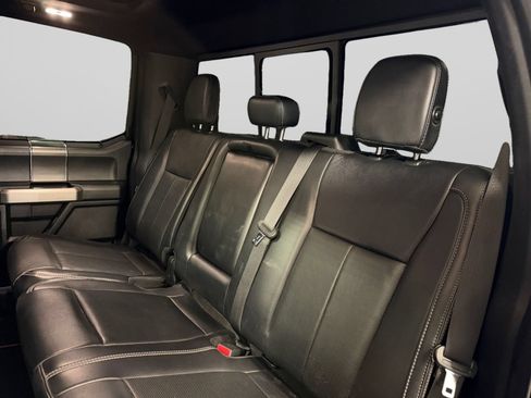 Used 2019 Ford F150 Lariat w/ Equipment Group 502A Luxury AWD/4WD image 21