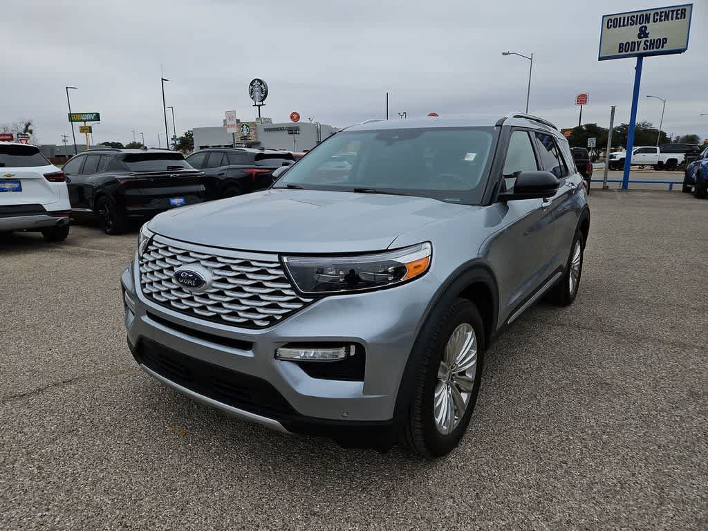 Used 2022 Ford Explorer Limited w/ Hybrid Equipment Group 310A AWD/4WD image 4