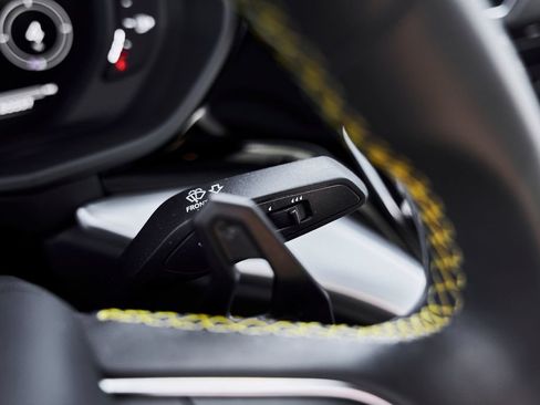 Used 2024 Lamborghini Urus S AWD/4WD image 61