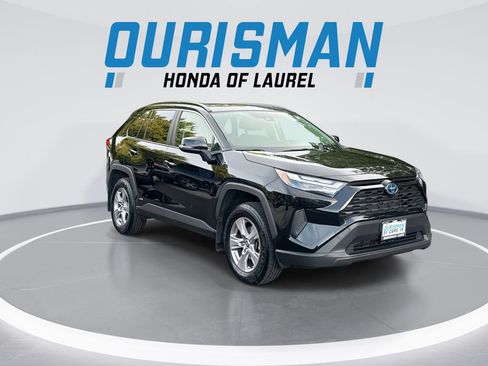 Used 2024 Toyota RAV4 XLE w/ Convenience Package AWD/4WD image 2