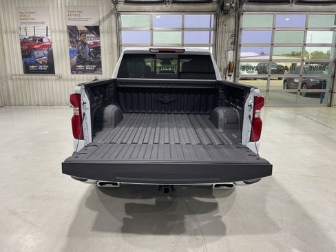 New 2026 Chevrolet Silverado 1500 LTZ w/ Z71 Off-Road Package AWD/4WD image 16