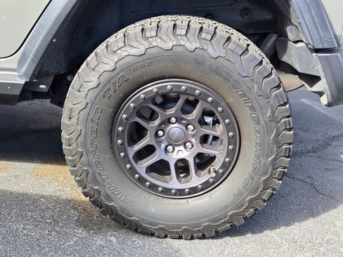 Used 2022 Jeep Wrangler Unlimited Sport AWD/4WD image 3