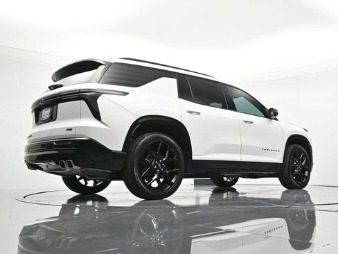 Certified 2024 Chevrolet Traverse RS w/ LPO, Floor Liner Package image 44