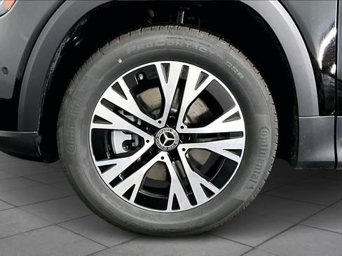 New 2026 Mercedes-Benz GLB 250 image 16