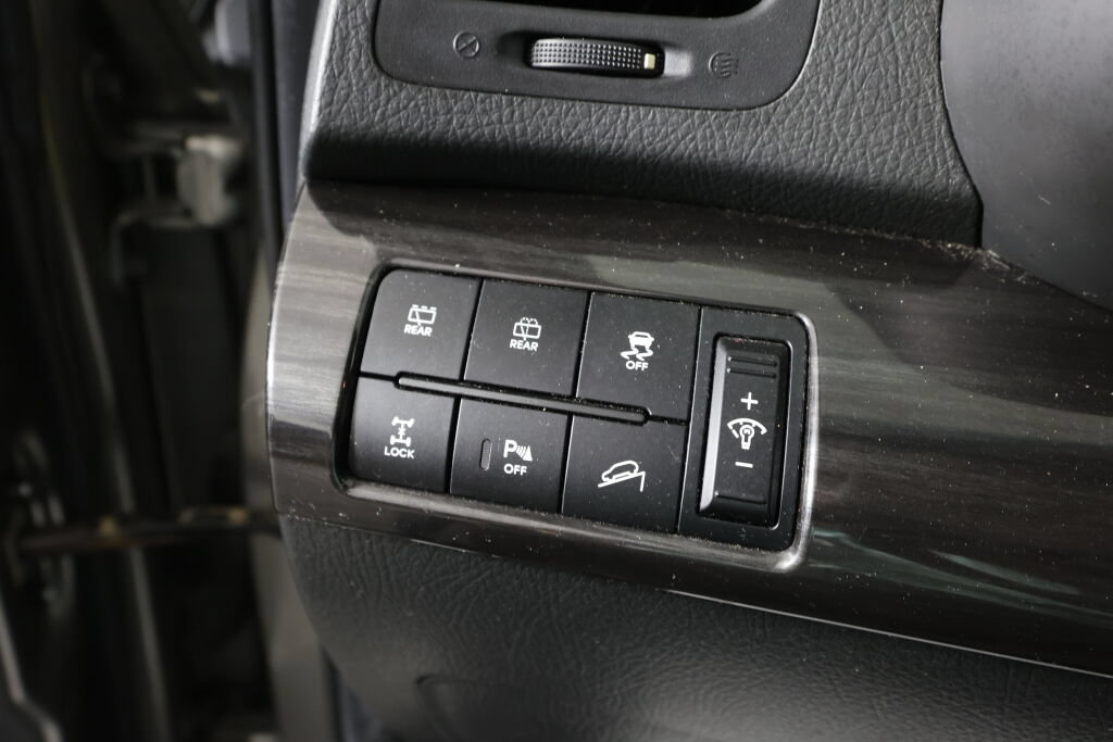 Used 2011 Kia Sorento LX w/ Convenience Pkg AWD/4WD image 32