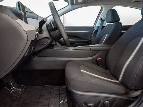 Certified 2025 Hyundai Sonata SEL FWD image 11