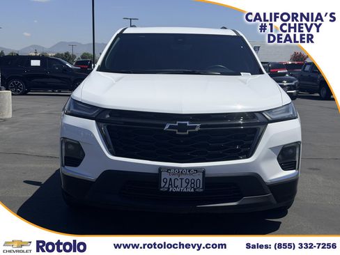Used 2022 Chevrolet Traverse Premier w/ Redline Edition AWD/4WD image 2
